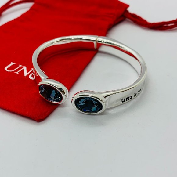 Uno de 50 Bracelet Authentic Hinged Cuff Bracelet With Crystals Orion Blue - Picture 4 of 9